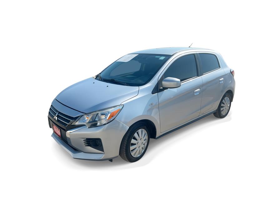 2020 Toyota Camry LE's photo