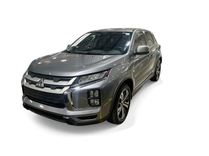 2023 Mitsubishi Outlander Sport ES's photo