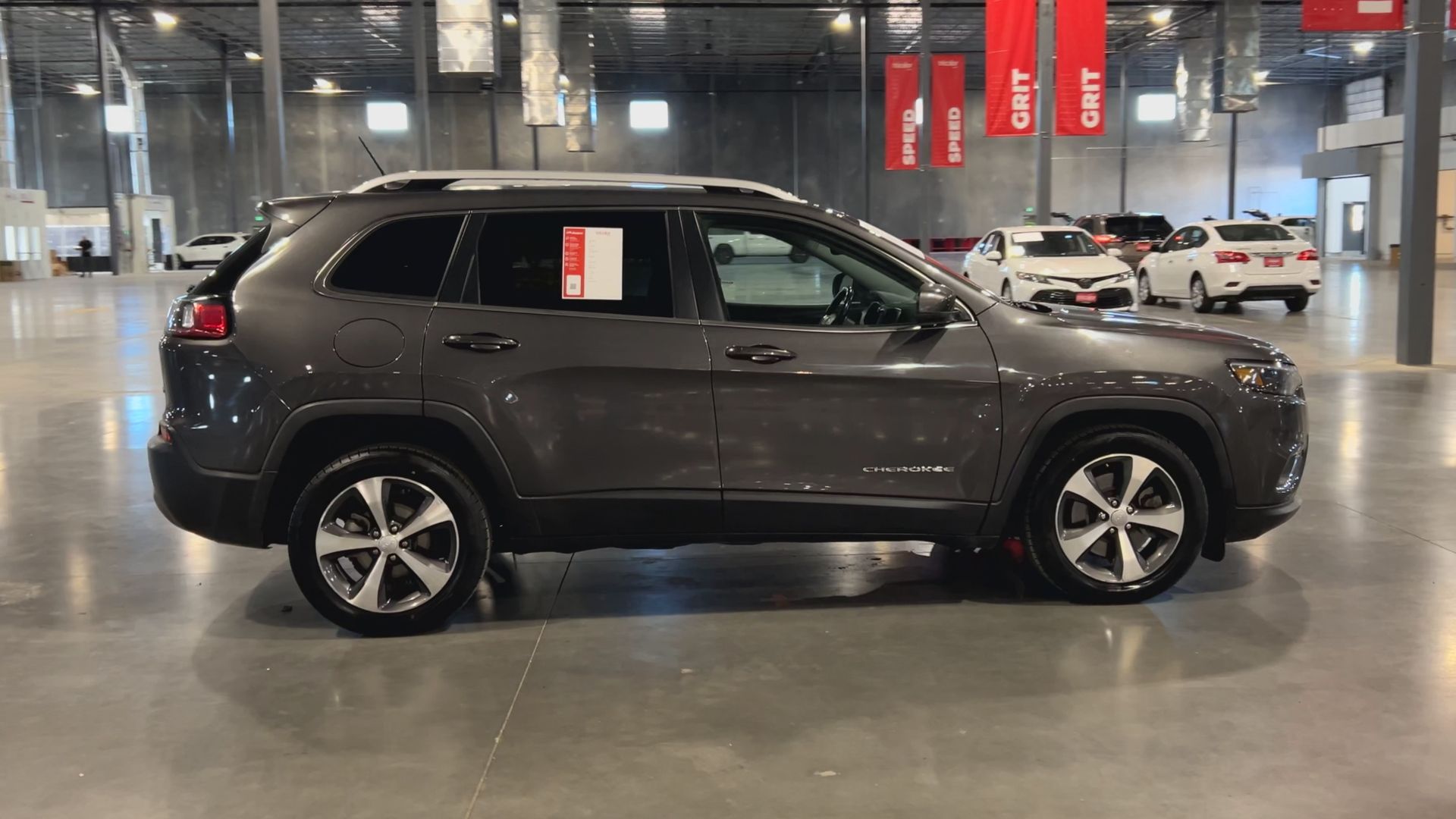 2020 Jeep Cherokee Limited photo 10