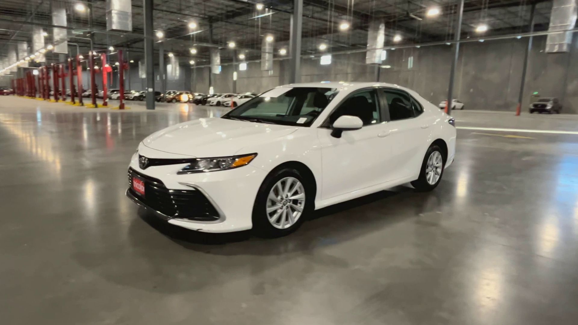 2021 Toyota Camry LE photo 13