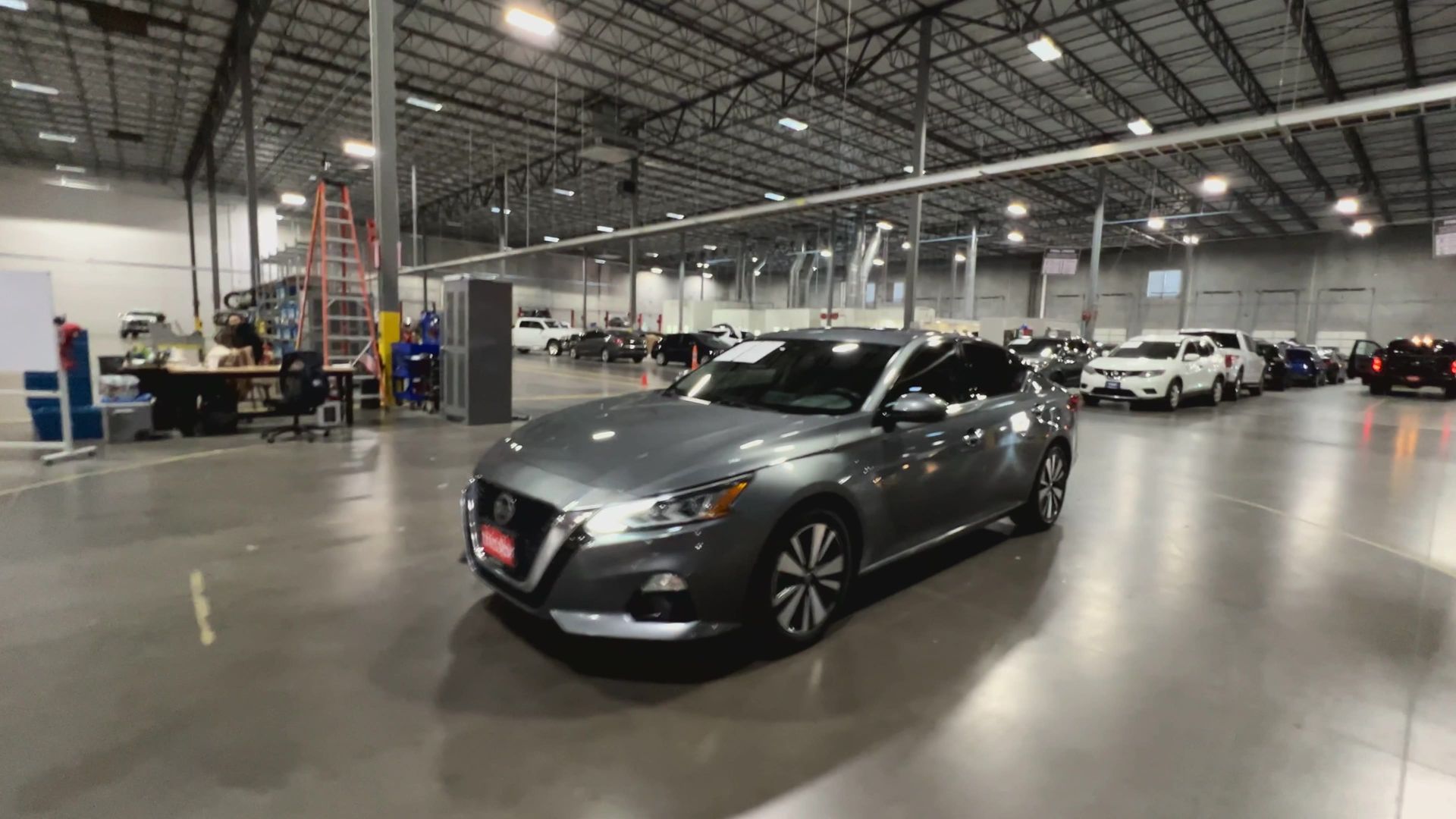 2019 Nissan Altima SV photo 9