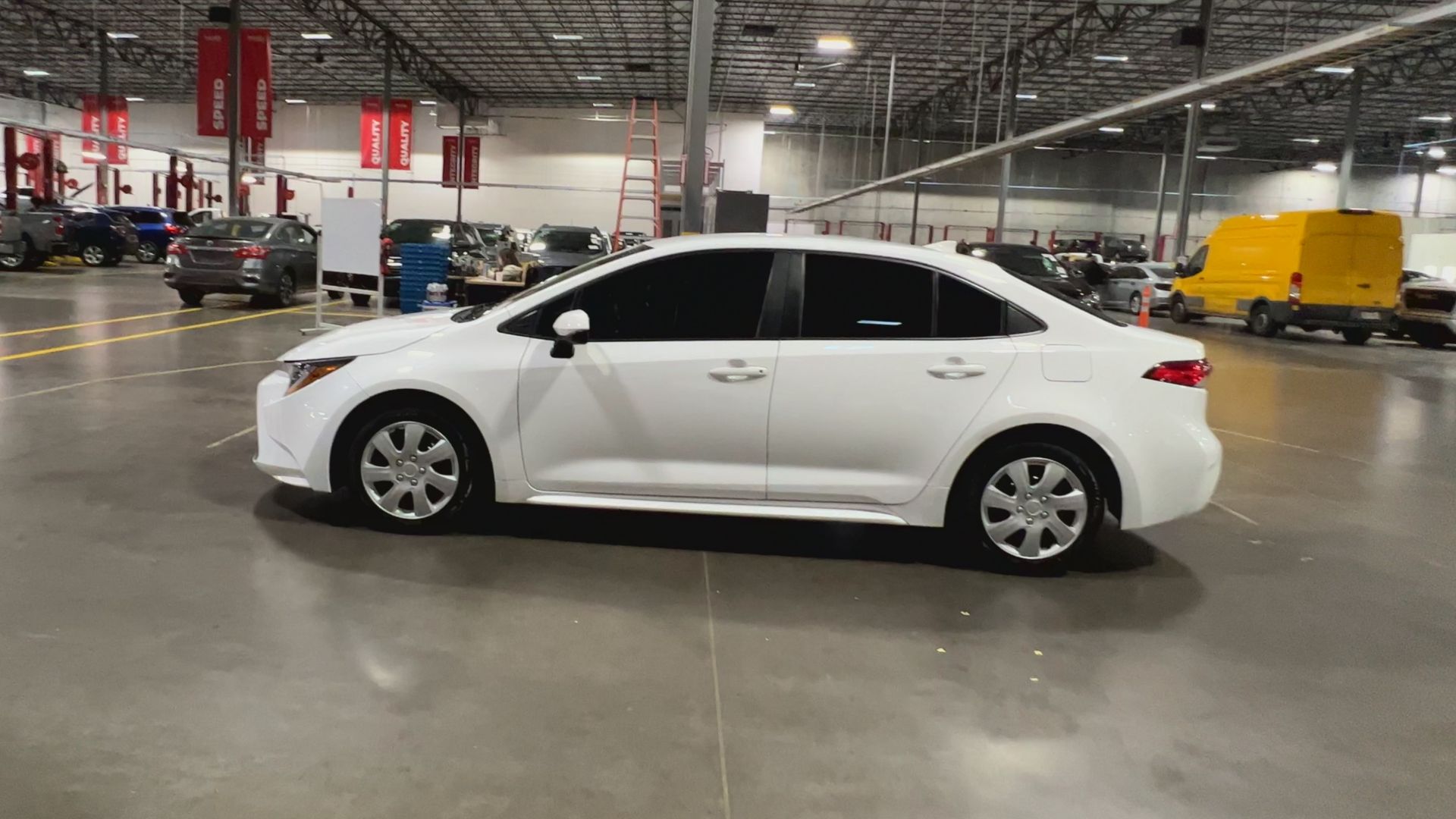 2021 Toyota Corolla LE photo 15