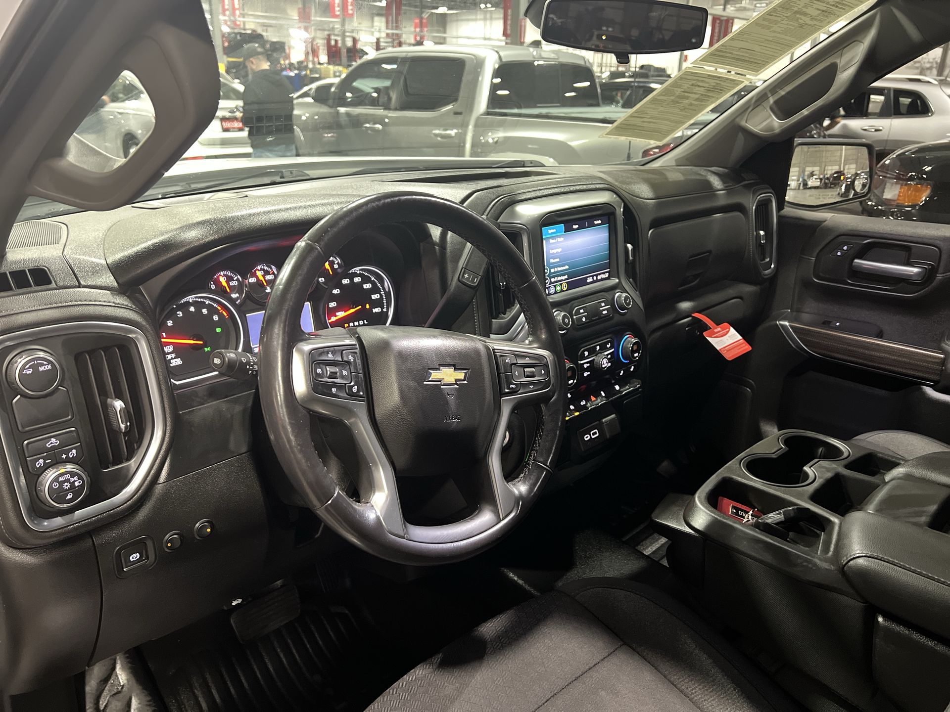 2020 Chevrolet Silverado 1500 LT photo 23