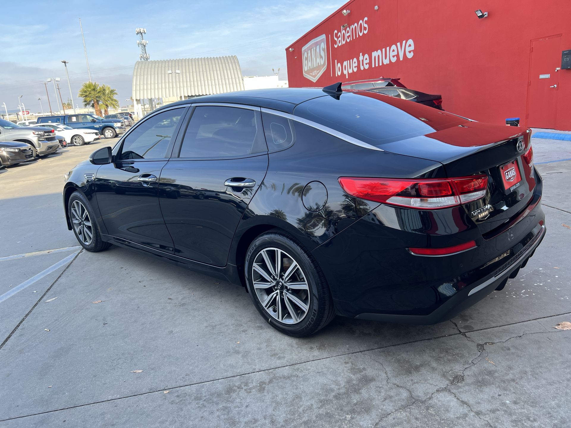 2019 Kia Optima LX photo 3