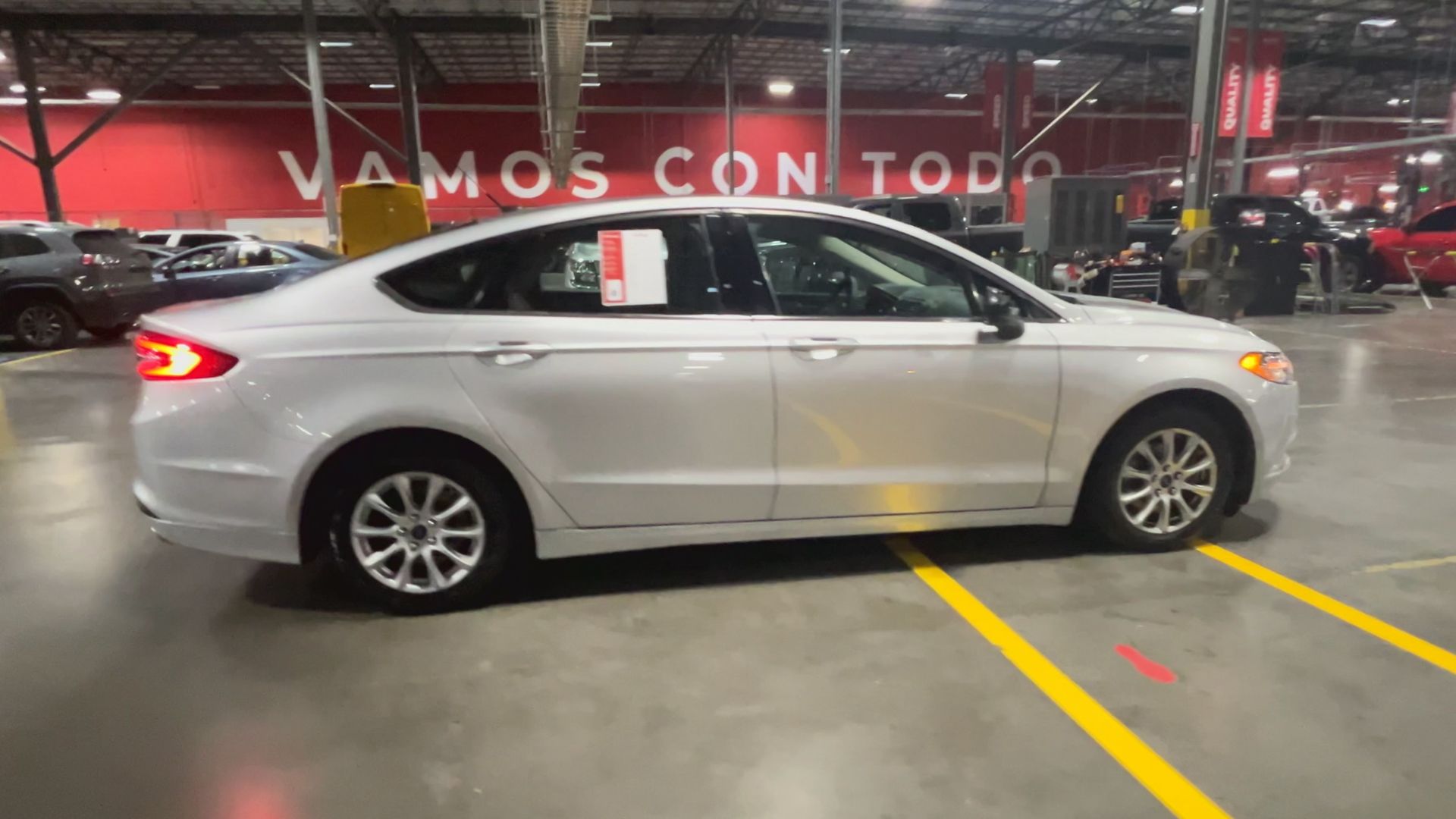 2017 Ford Fusion S photo 16