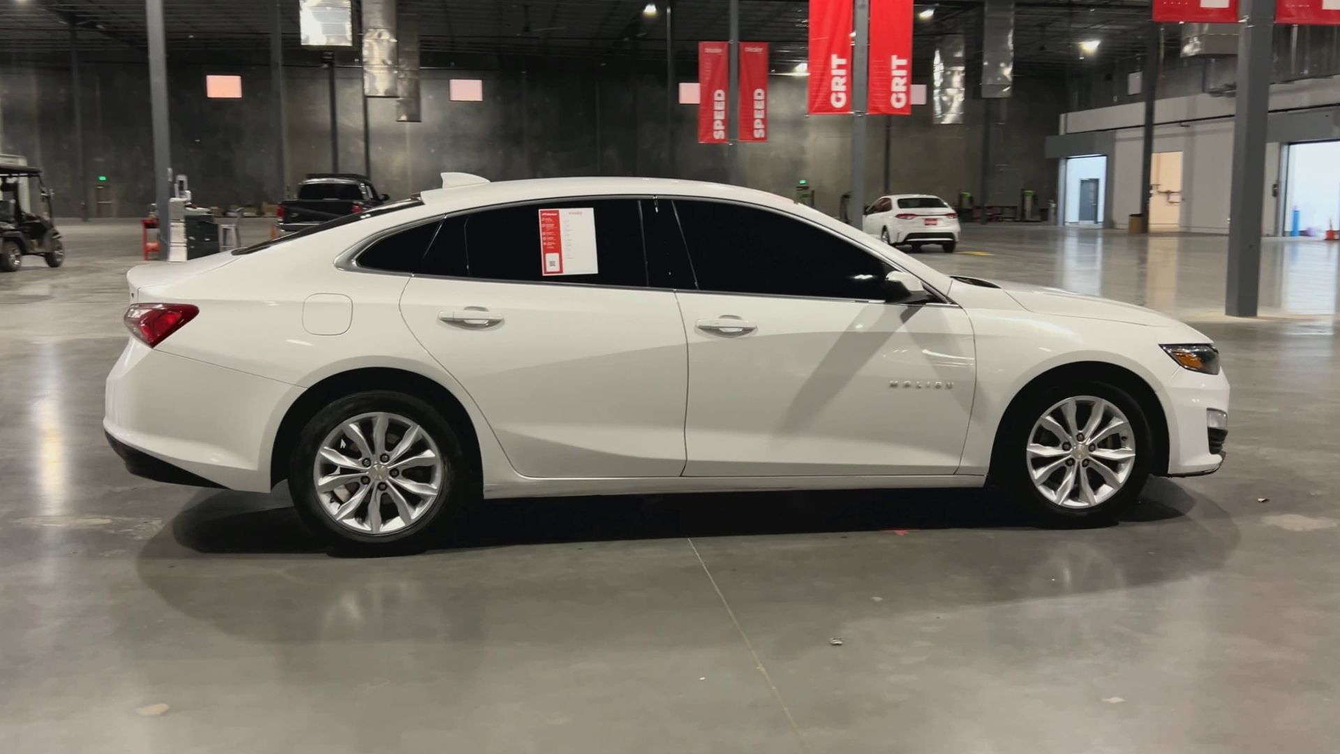 2021 Chevrolet Malibu 1LT photo 4