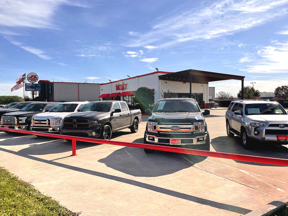 Tricolor Auto Arizona Mega Reconditioning Center Surprise Photos Tricolor Auto | Locations | Irving, Texas